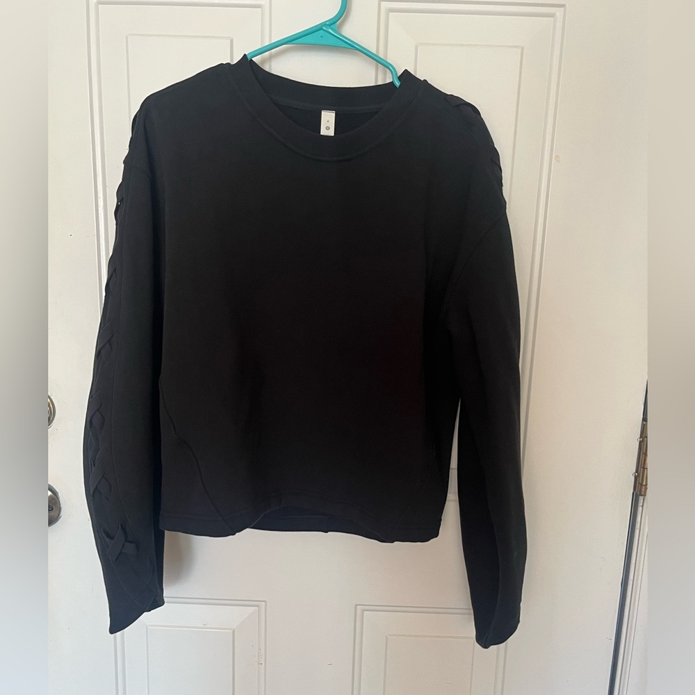 🍋 LIKE NEW Lululemon Braided Sleeve Pullover - Black - Sz 8
